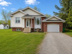 830Z - 832Z Rue du Boisé-de-la-Rivière Prévost, QC J0R 1T0