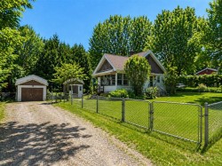 816 Rue de la Station Prévost, QC J0R 1T0
